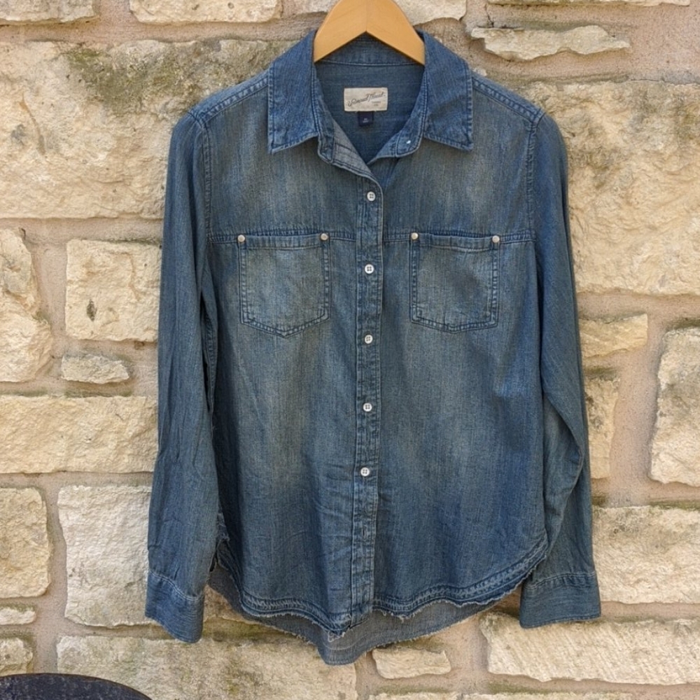 Classic denim button down - Picture 2 of 4
